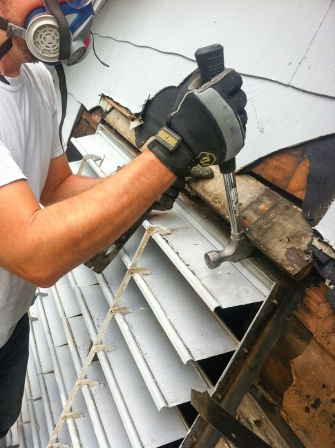 Removing the vent for the fan