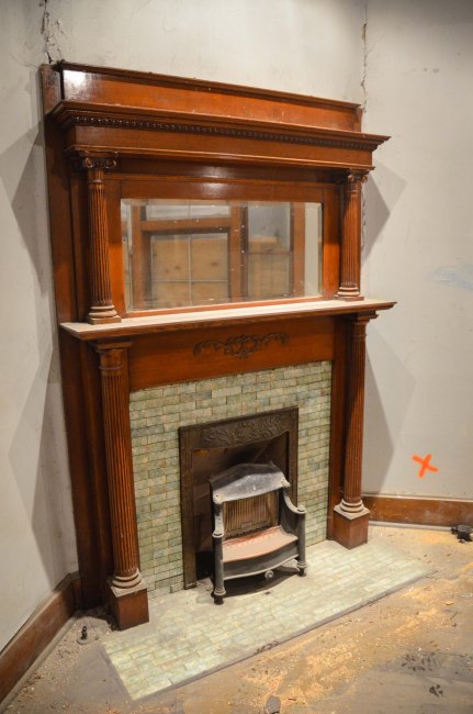 Accent lighting over the fireplace