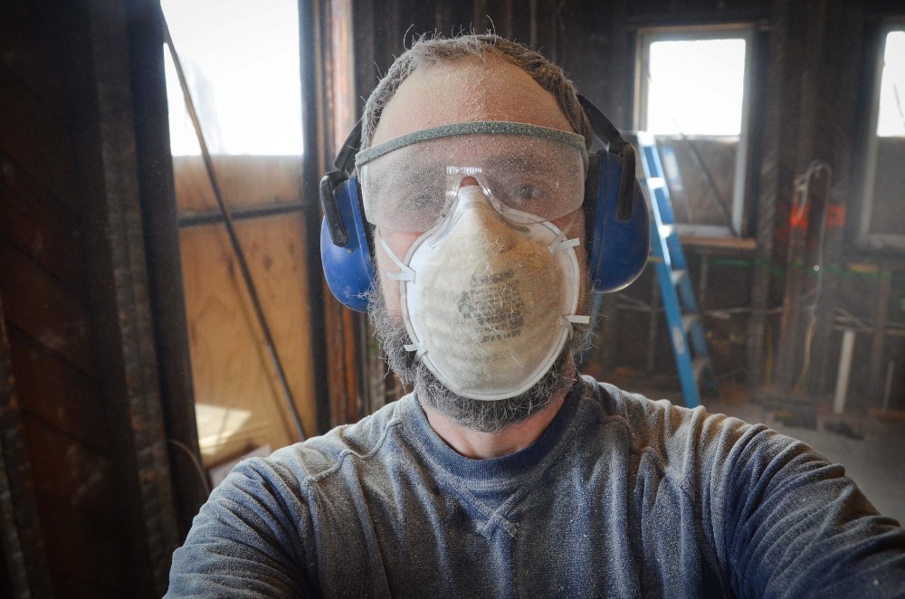 A "clean" messy face