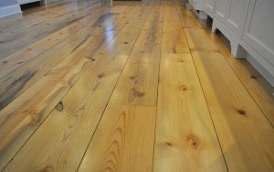 exquisite-pine-flooring-of-interior-pine-flooring